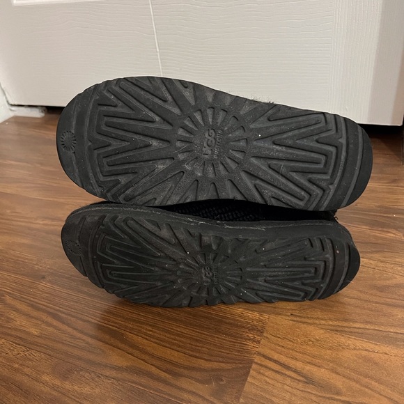 Ugg Women's Black Knit Cardy Boots Size 7 - Picture 6 of 7